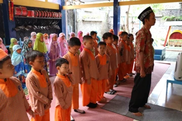 Kegiatan Sholat Dhuha Berjamaah 1 sholat_dhuha